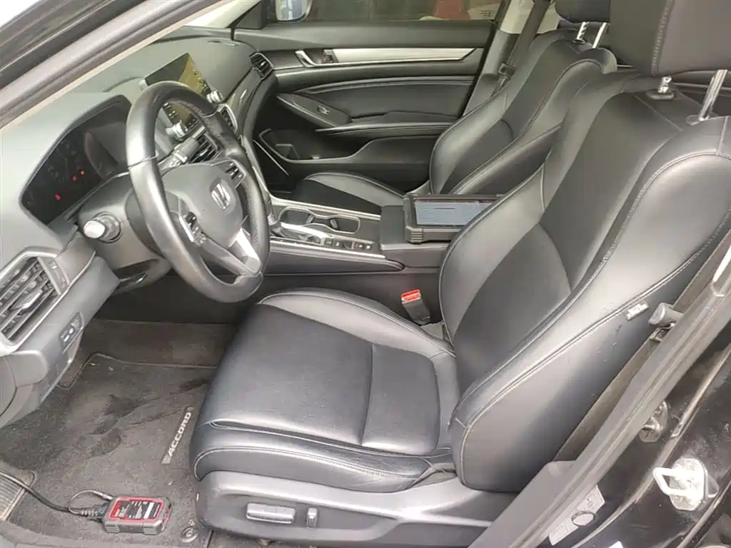 Honda Accord 2018 — фото 15