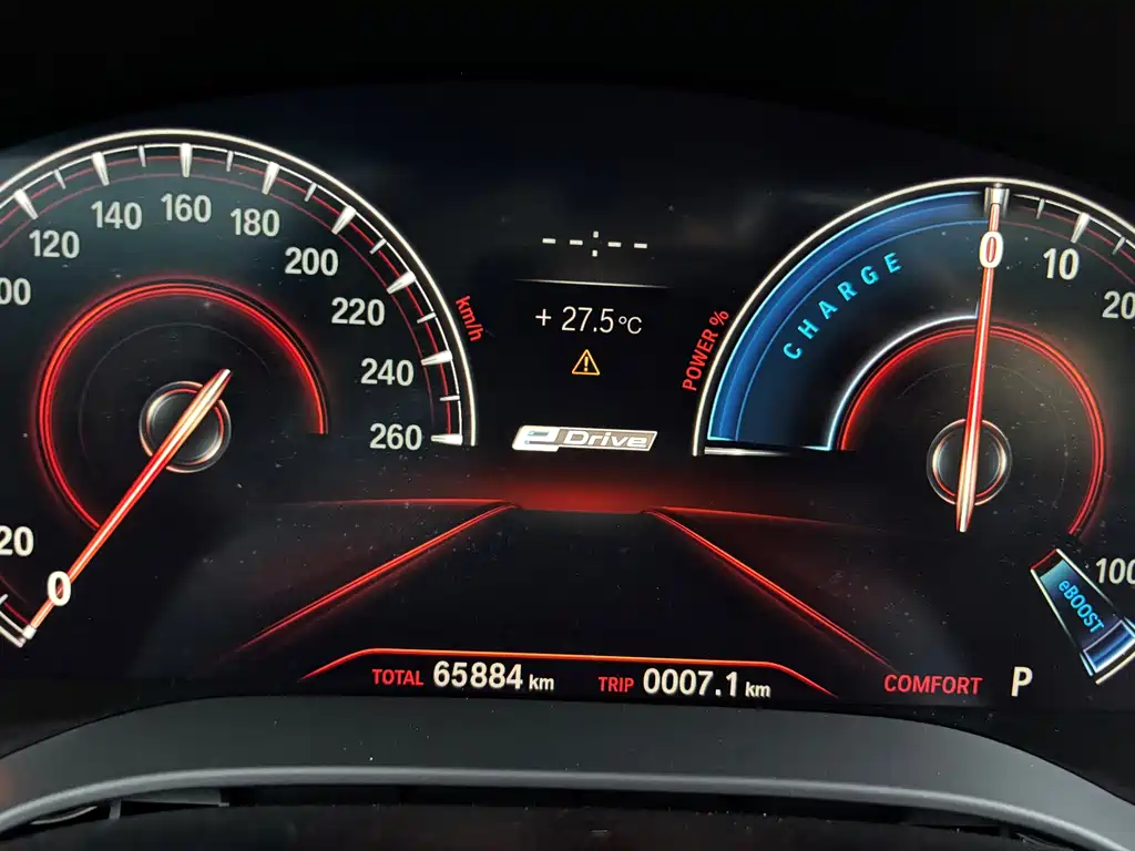 BMW 5 Series New Energy 2019 — фото 17