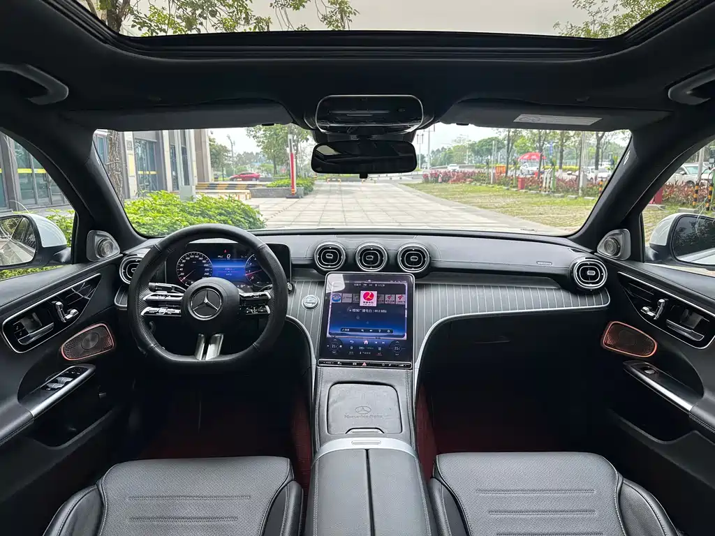 Mercedes-Benz C-Class 2023 — фото 8