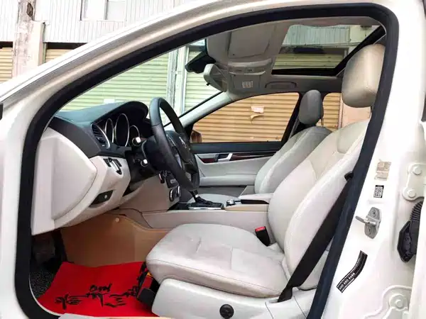 Mercedes-Benz C-Class 2014