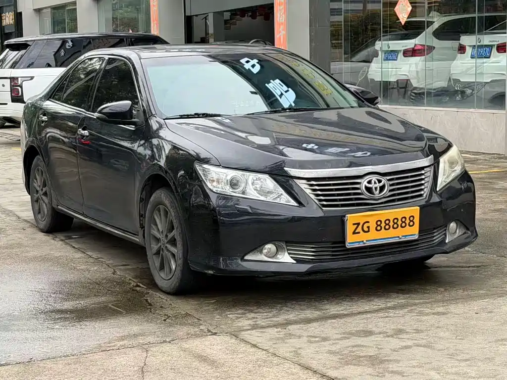 Toyota Camry 2013