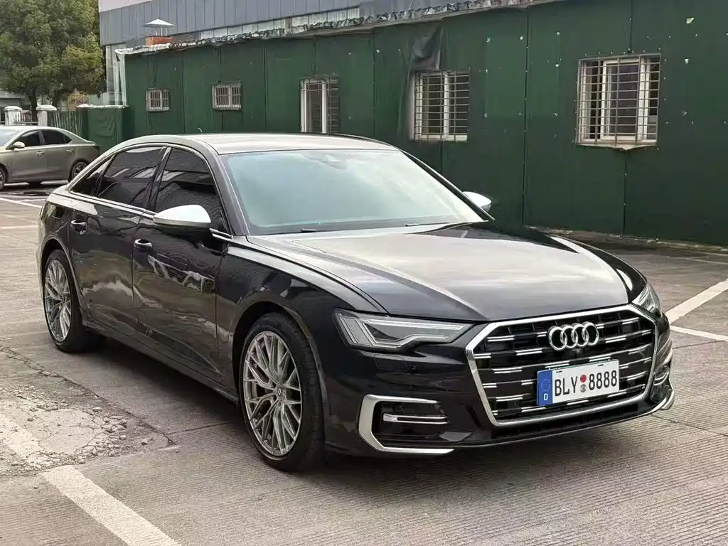 Audi A6L 2025 — фото 12