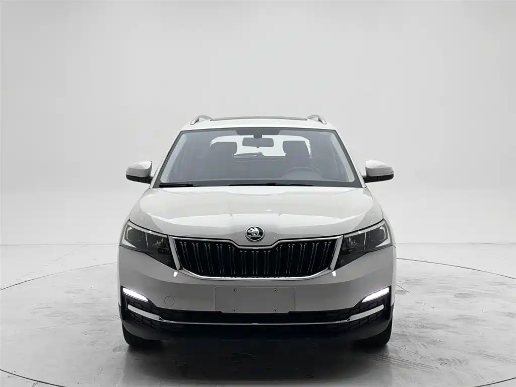 Skoda Kamiq 2023 — фото 2