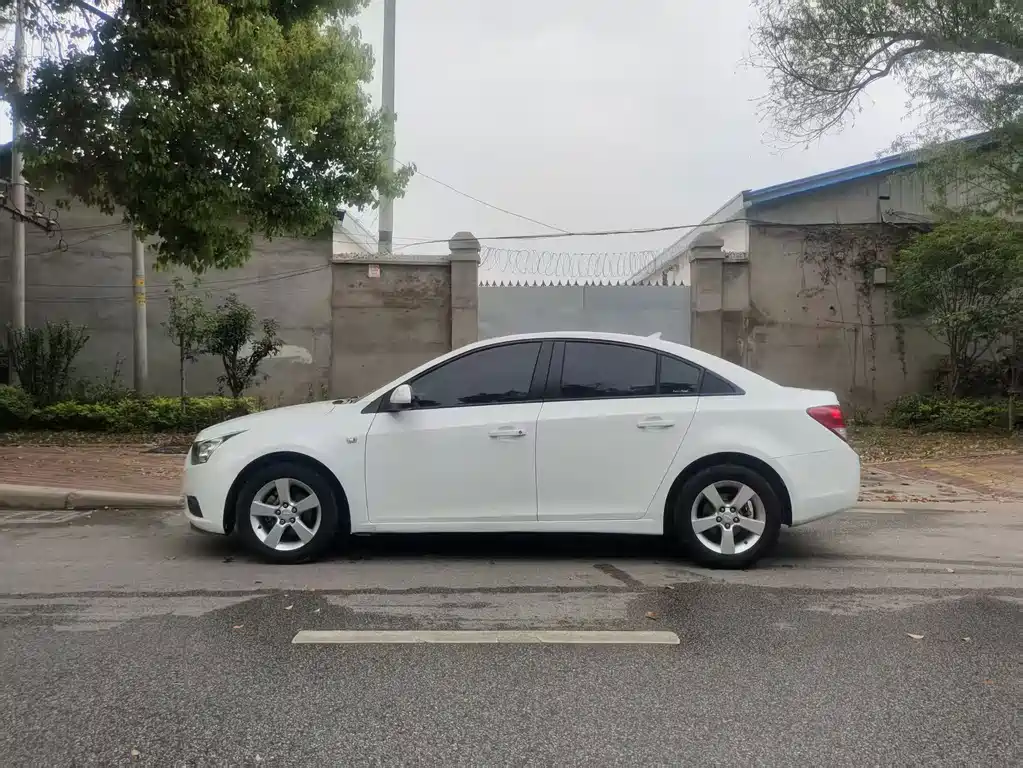 Chevrolet Cruze 2014