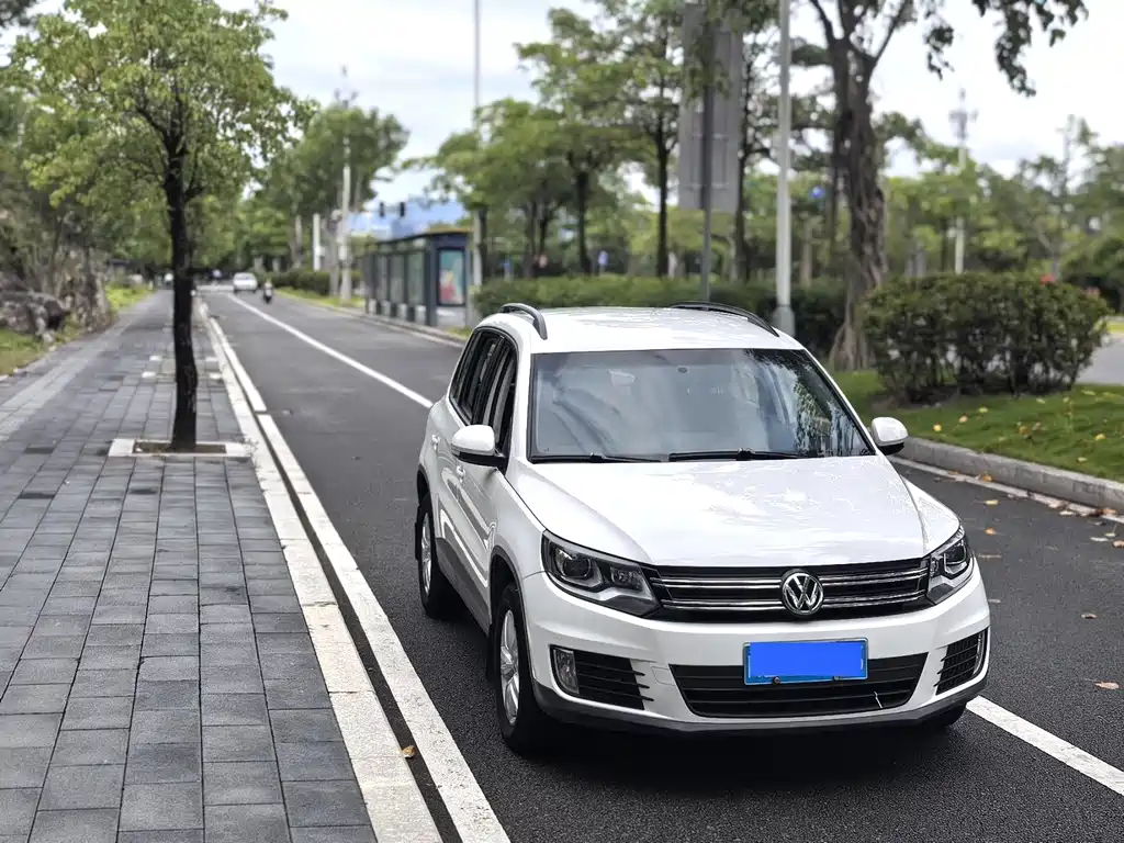 Volkswagen Tiguan 2015 — фото 14