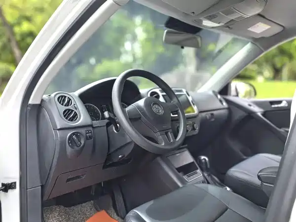 Volkswagen Tiguan 2015