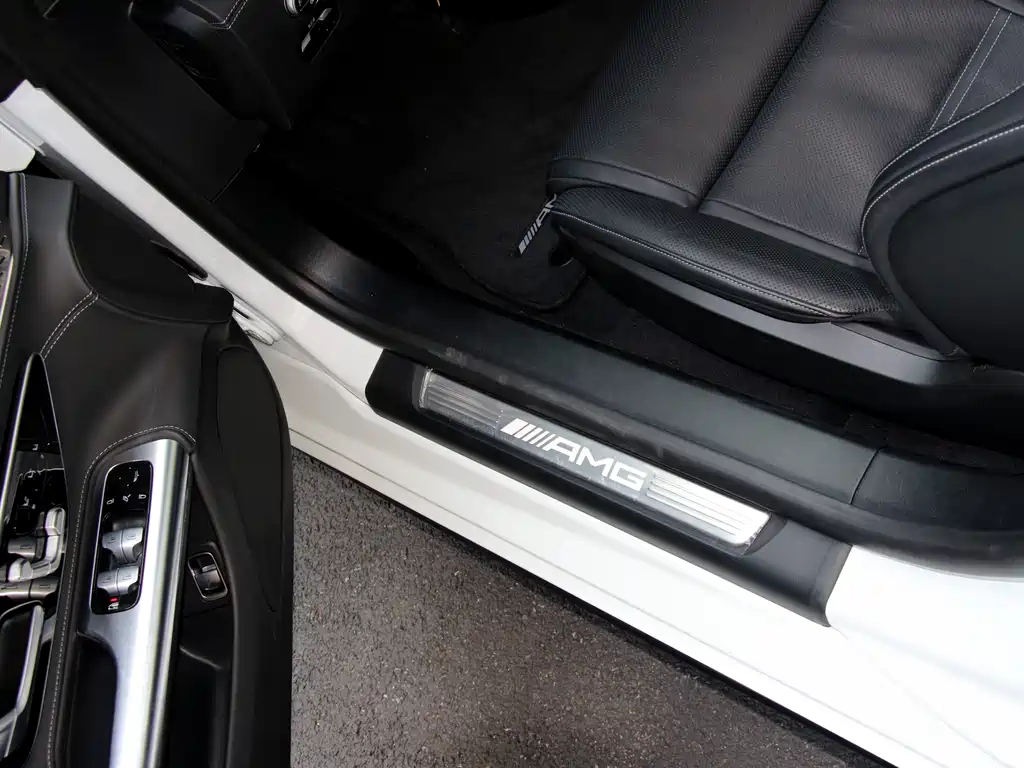 Mercedes-Benz SL-Class AMG 2024 — фото 13