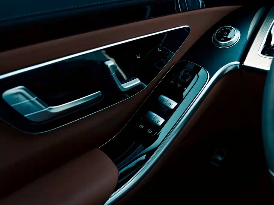 Mercedes-Benz S-Class 2024 — фото 12