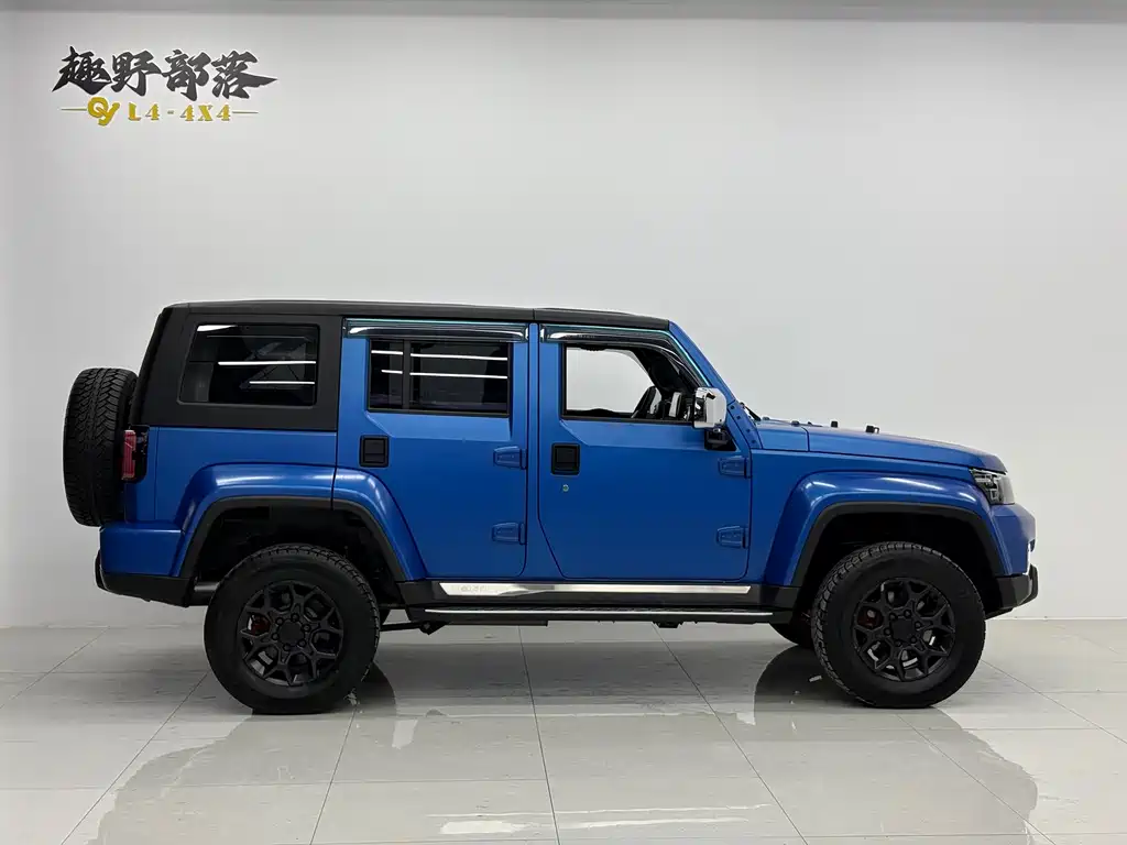 BAIC BJ40 2022 — фото 14
