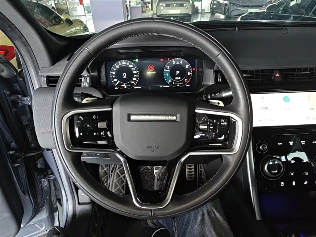 Land Rover Discovery Sport 2022 — фото 11