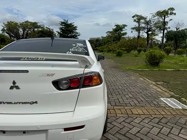 Mitsubishi Lancer EX 2016