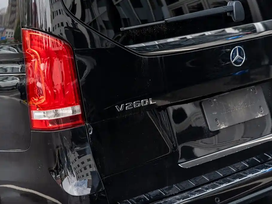 Mercedes-Benz V-Class 2023