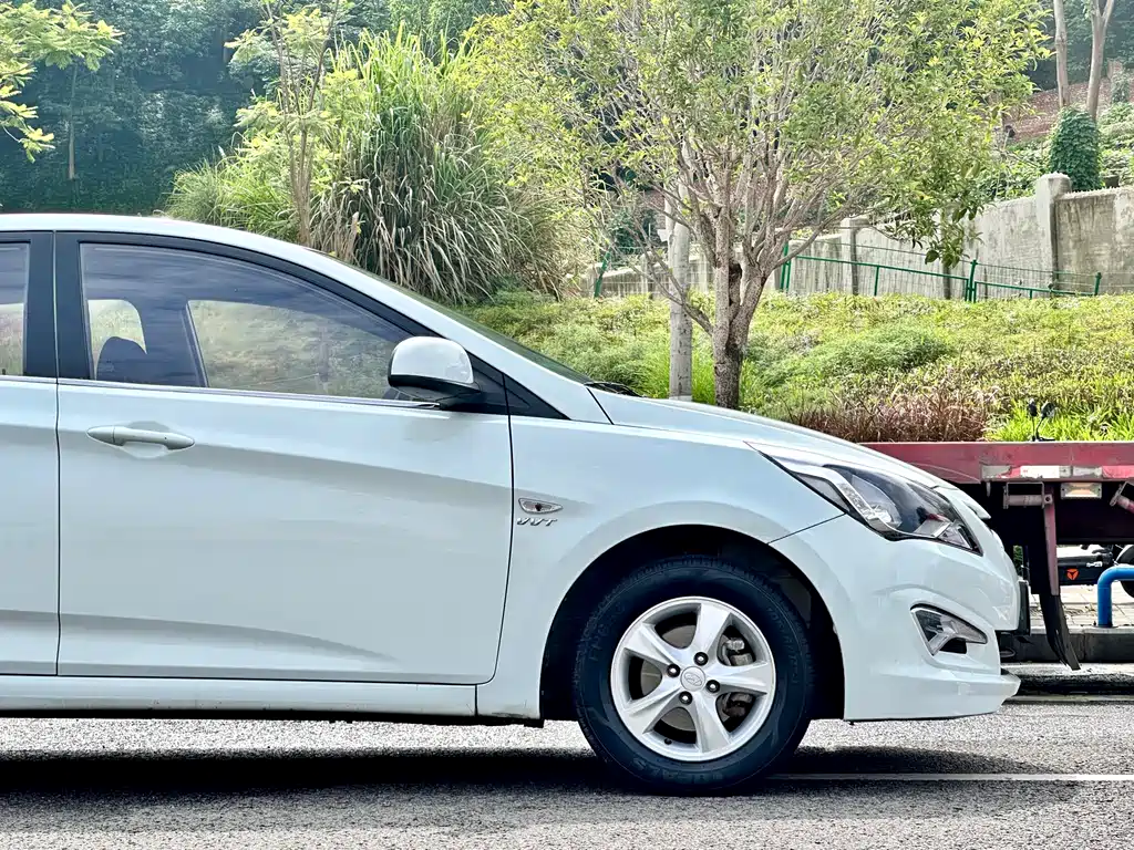Hyundai Ruiyi 2014 — фото 9