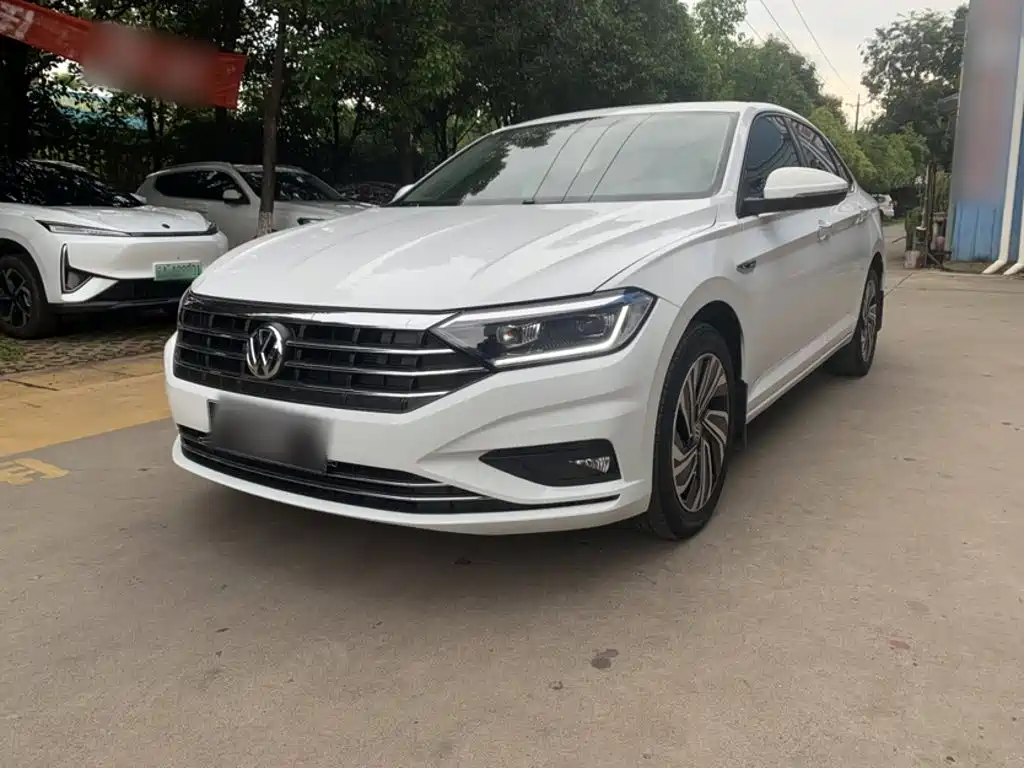 Volkswagen Sagitar 2022
