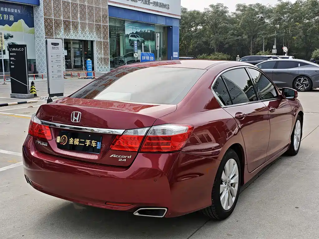 Honda Accord 2014 — фото 3