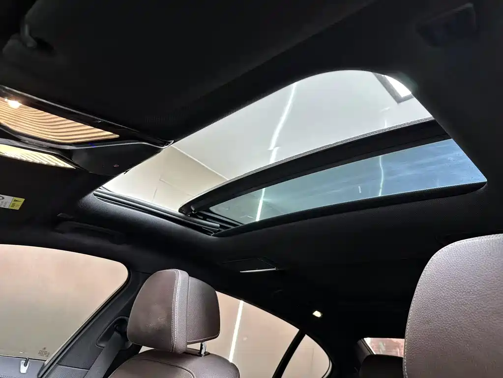BMW 7 Series 2019 — фото 19