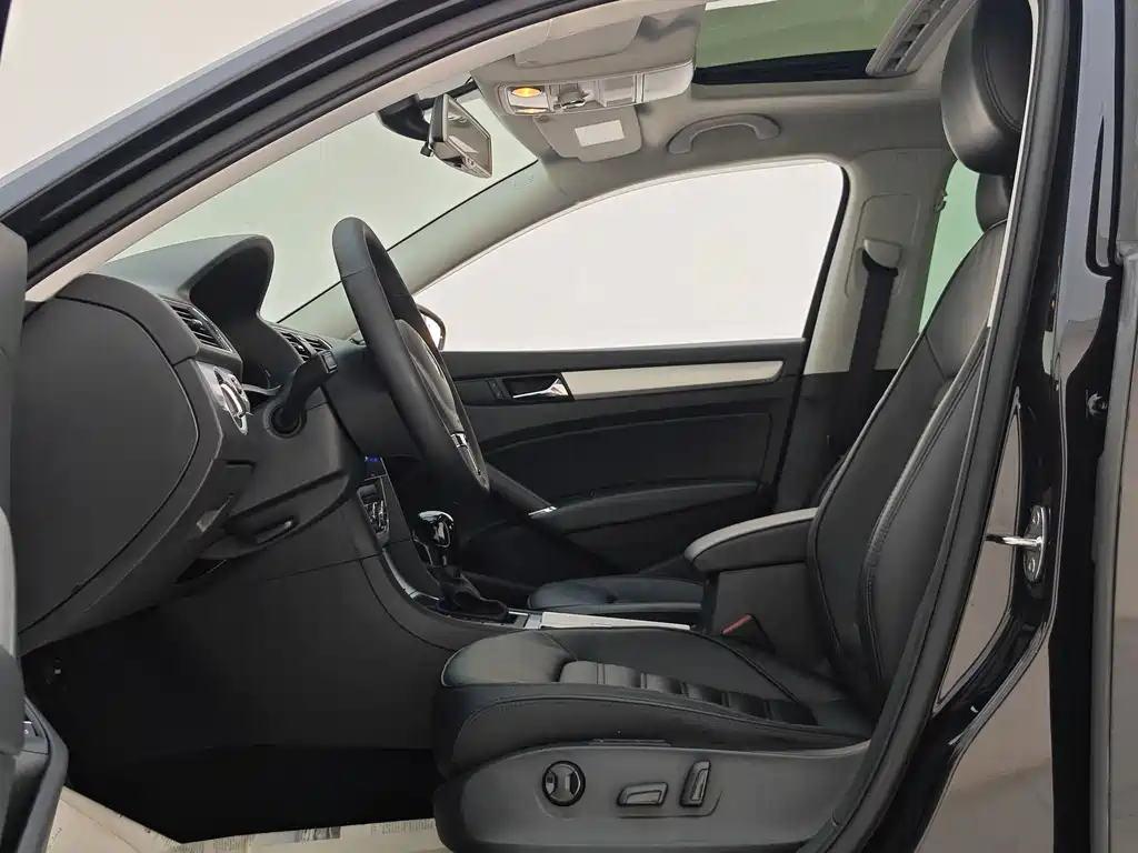 Volkswagen Passat 2016 — фото 7