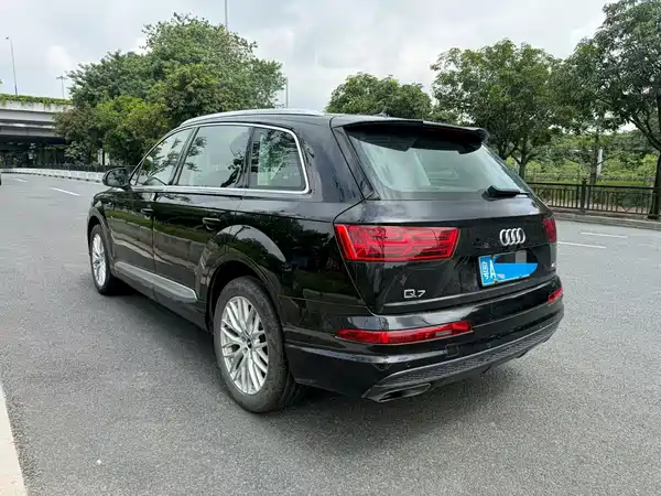 Audi Q7 2016