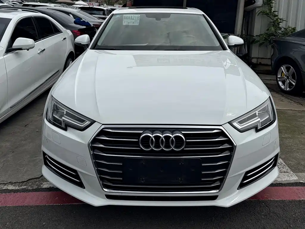 Audi A4L 2018