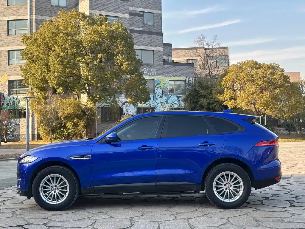 Jaguar F-PACE 2018 — фото 5