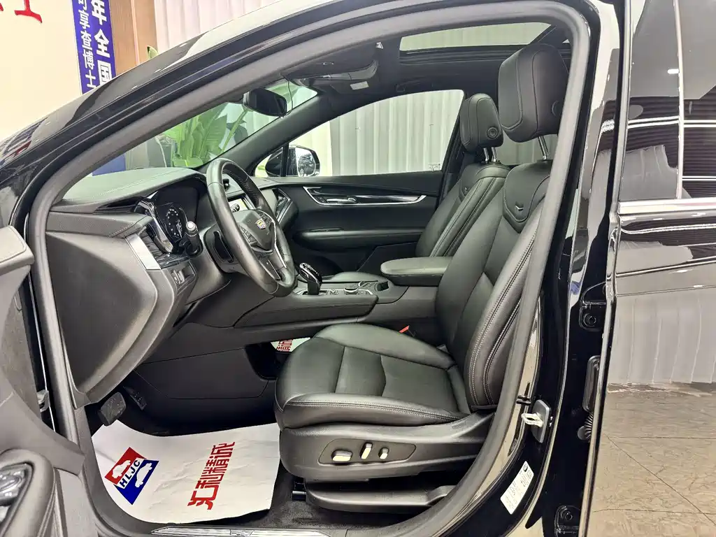 Cadillac XT5 2021 — фото 10