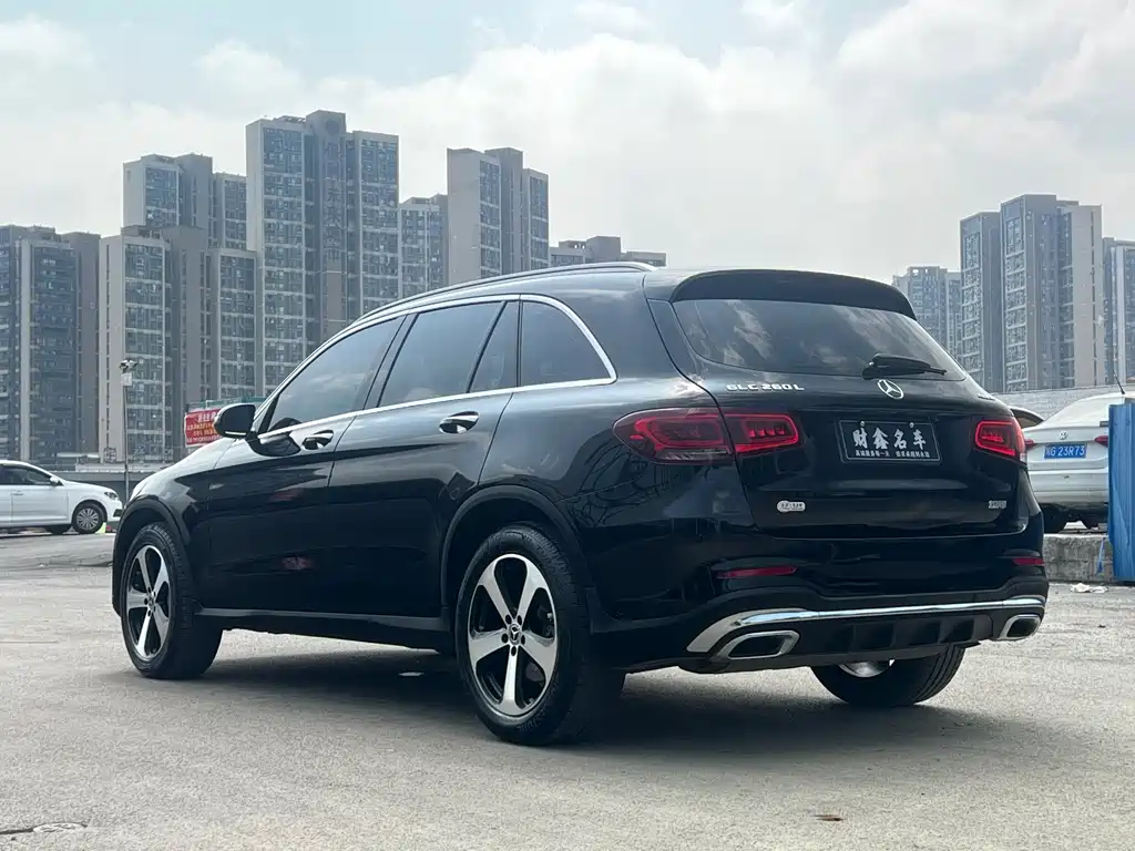 Mercedes-Benz GLC 2022 — фото 13