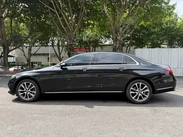 Mercedes-Benz E-Class 2017