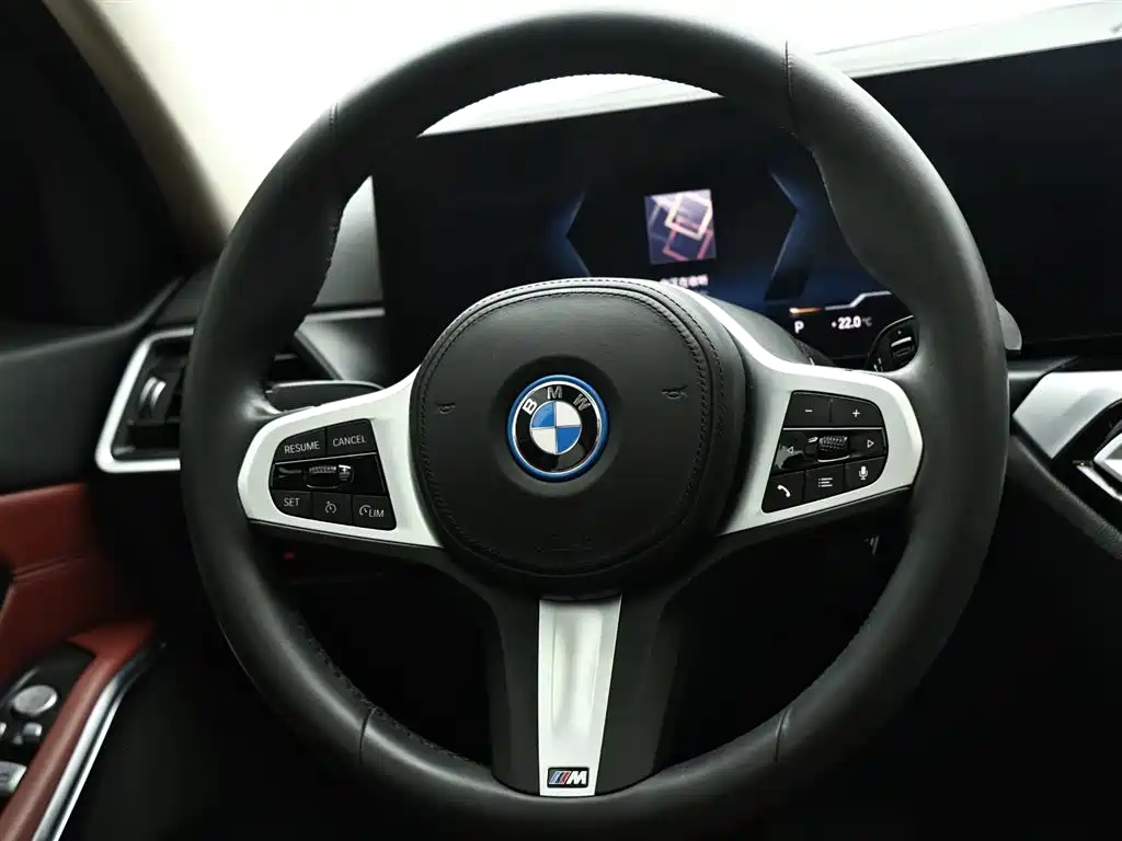 BMW i3 2022 — фото 16