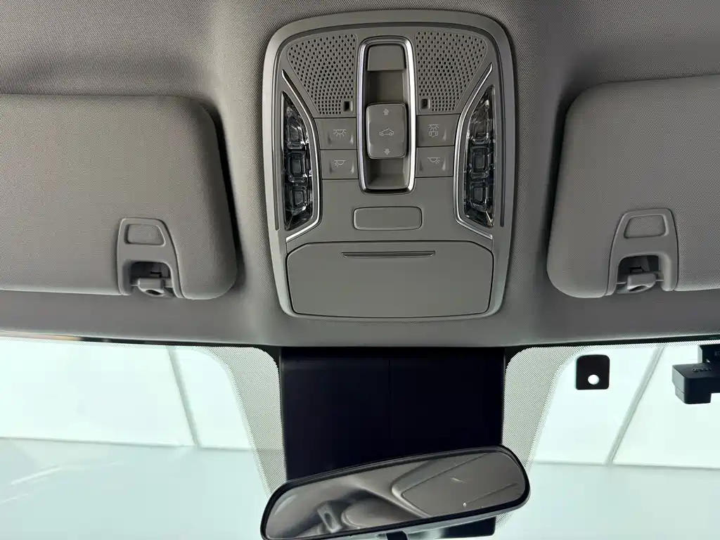 GAC Motor Trumpchi M6 2022 — фото 18