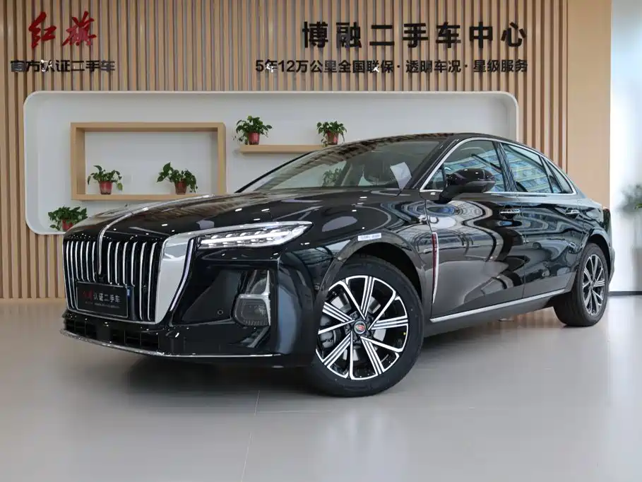 Hongqi H5 PHEV 2026 — фото 1