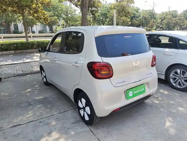 Wuling Hongguang MINIEV 2025
