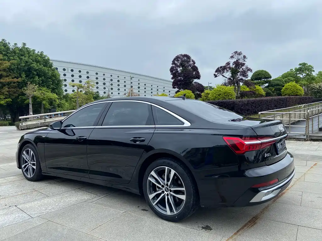 Audi A6L 2022 — фото 4