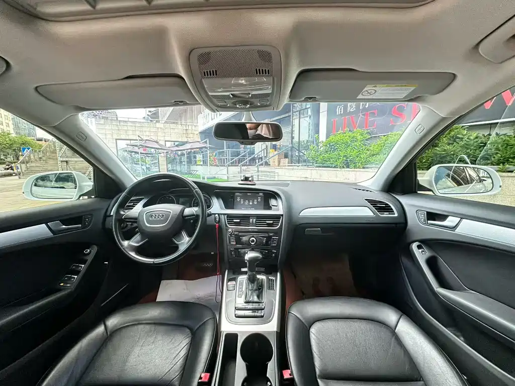 Audi A4L 2016