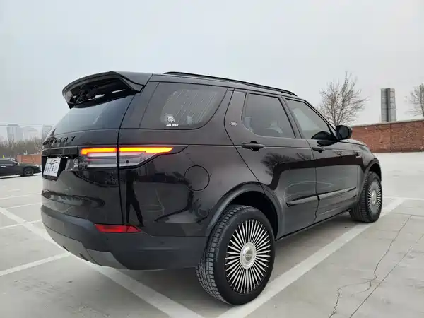 Land Rover Discovery 2019