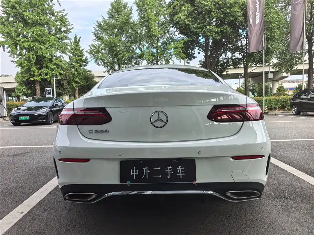 Mercedes-Benz E-Class 2021