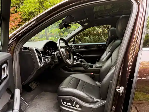 Porsche Cayenne 2019