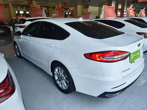 Ford Mondeo 2021