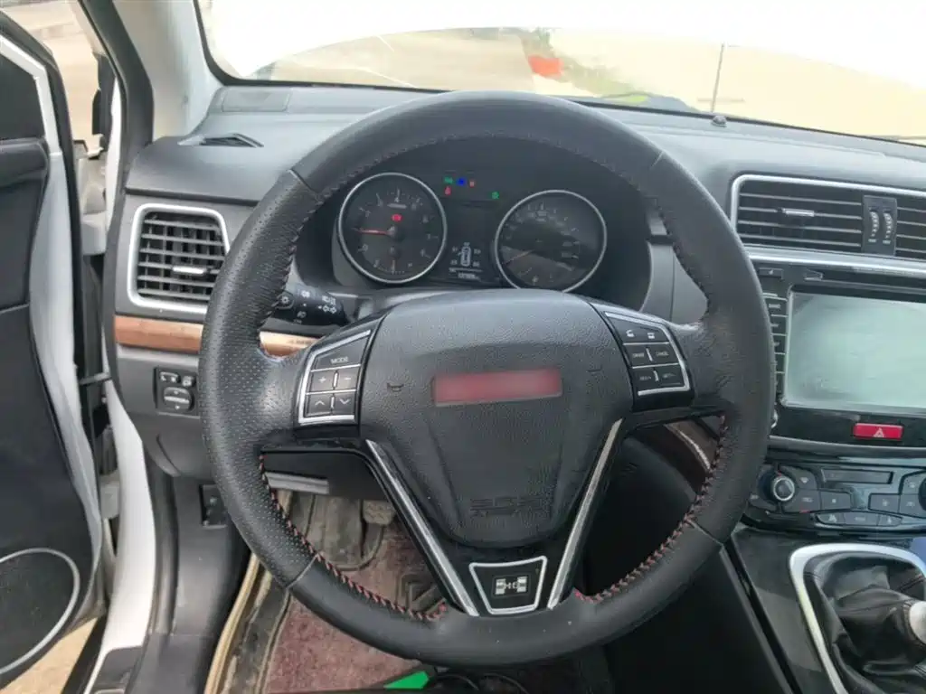 Haval H6 2015 — фото 11