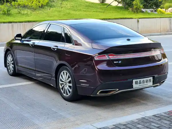 Lincoln MKZ 2017