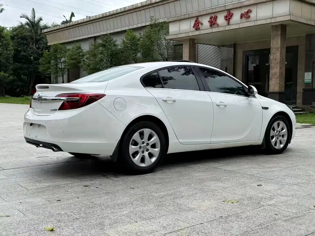Buick Regal 2014 — фото 16