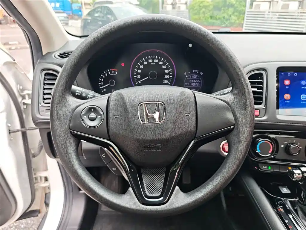 Honda Vezel 2017 — фото 13
