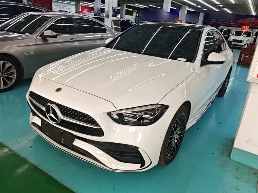 Mercedes-Benz C-Class 2023 — фото 1