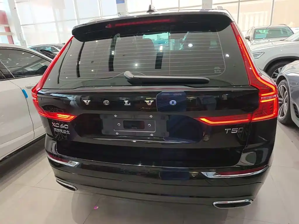 Volvo XC60 2021