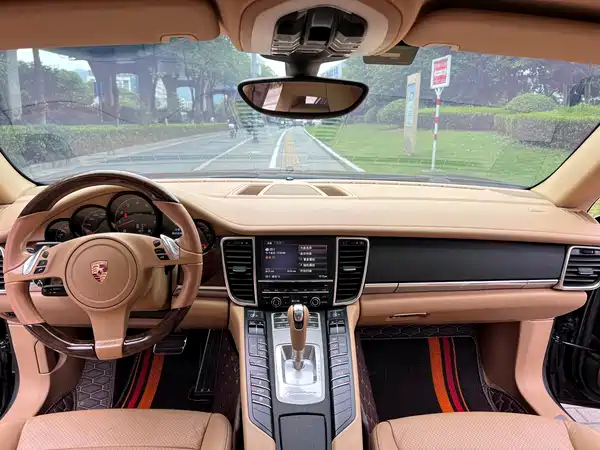 Porsche Panamera 2011