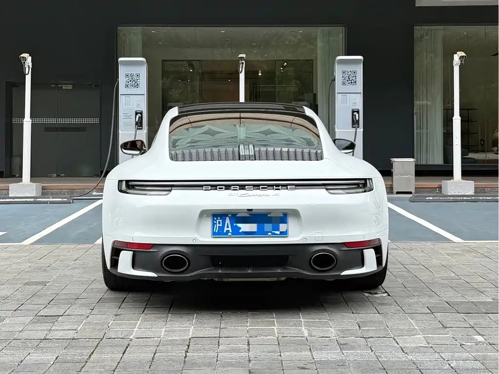 Porsche 911 2022 — фото 5