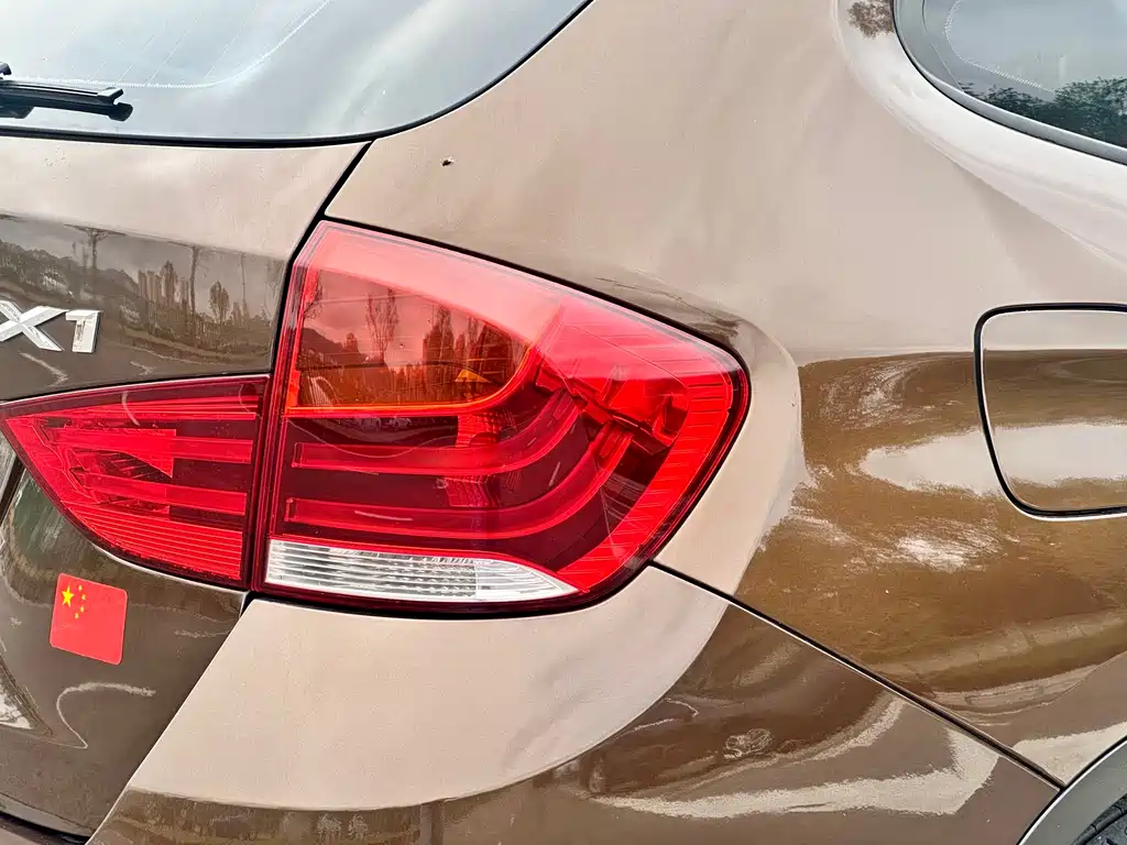 BMW X1 2014 — фото 19