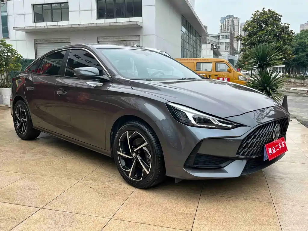 MG MG5 2021