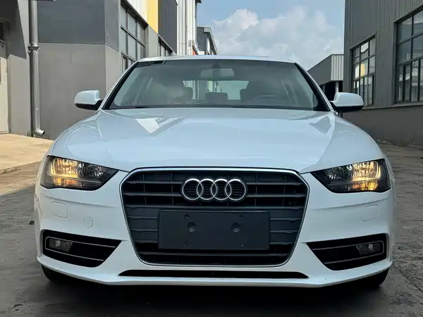 Audi A4L 2013