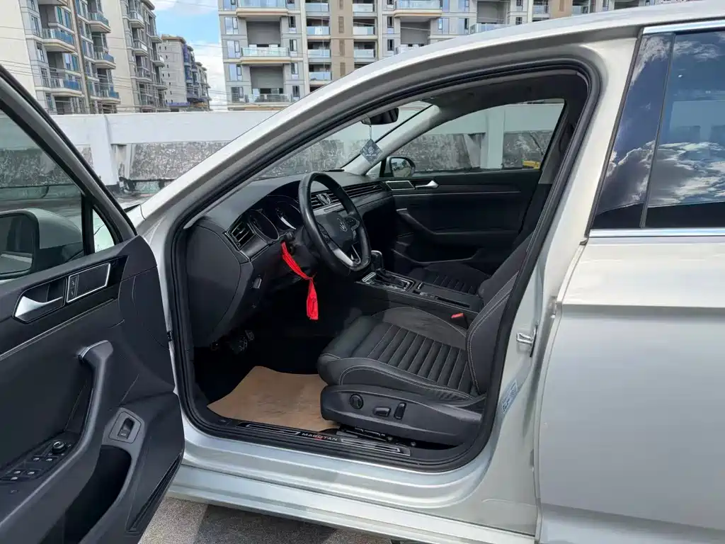 Volkswagen Magotan 2021