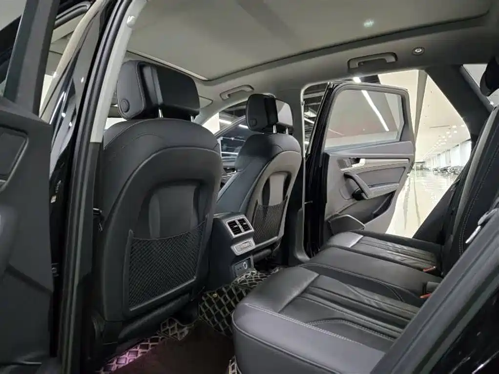 Audi Q5L 2022